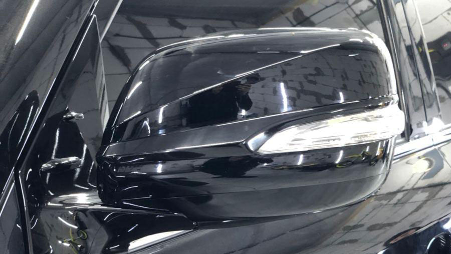 Lexus LX570 6