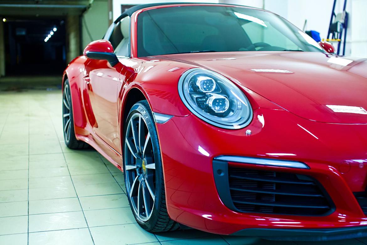 Porsche 911 Targa 4S 0